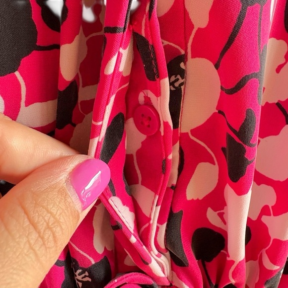Diane Von Furstenberg Freya Size 0 Pink and Black Floral Silk Dress Tie Waist - Picture 5 of 15